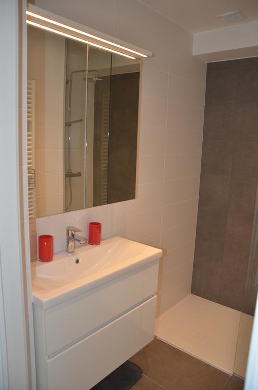Apartment 4b @ Longchamp